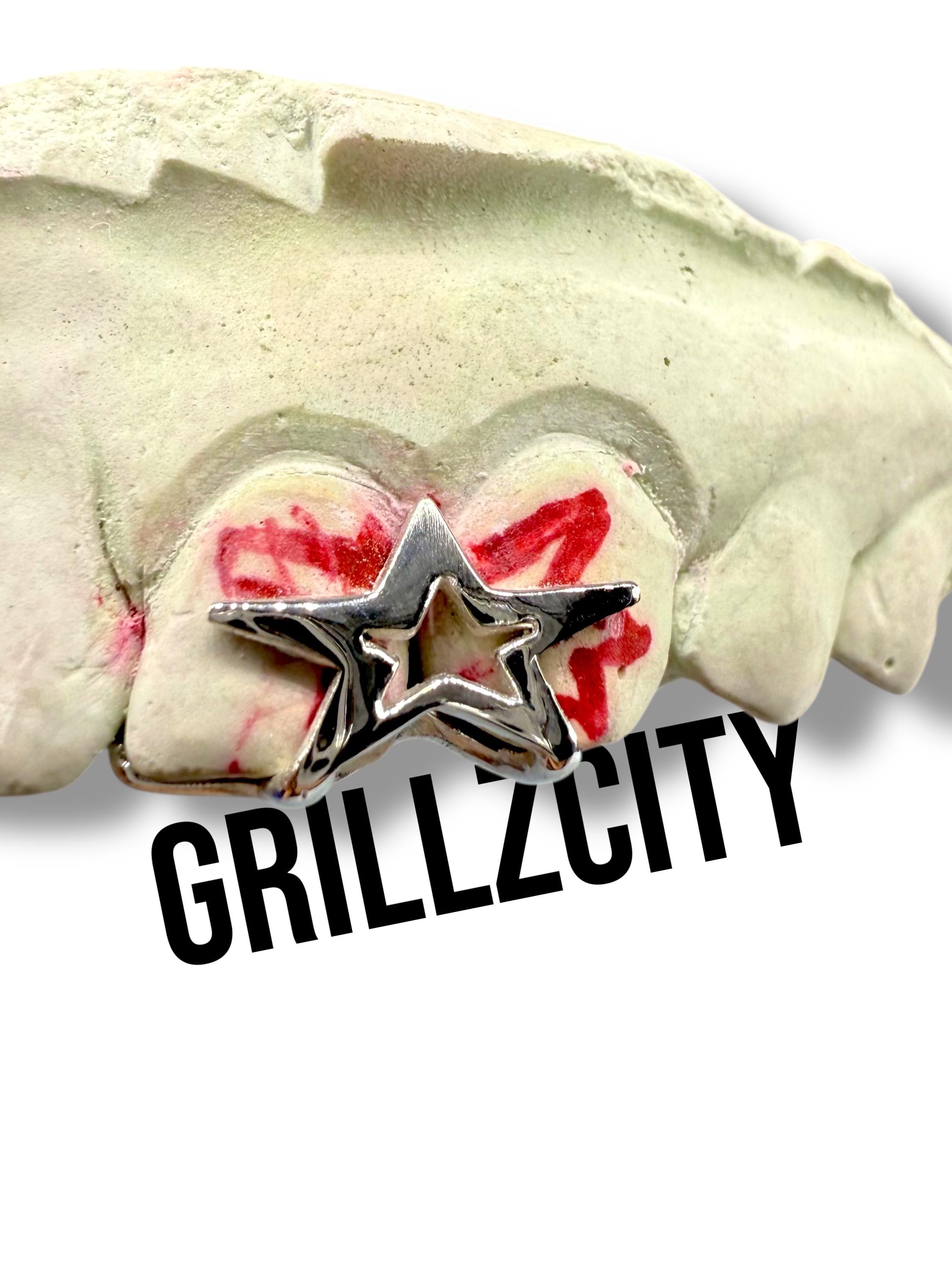 Custom Handmade grillz  2 Teeth with star or heart shape open face Grillz fangs /925 Silver Slugs Grillz Solid Star gold  teeth for women - GrillzCity