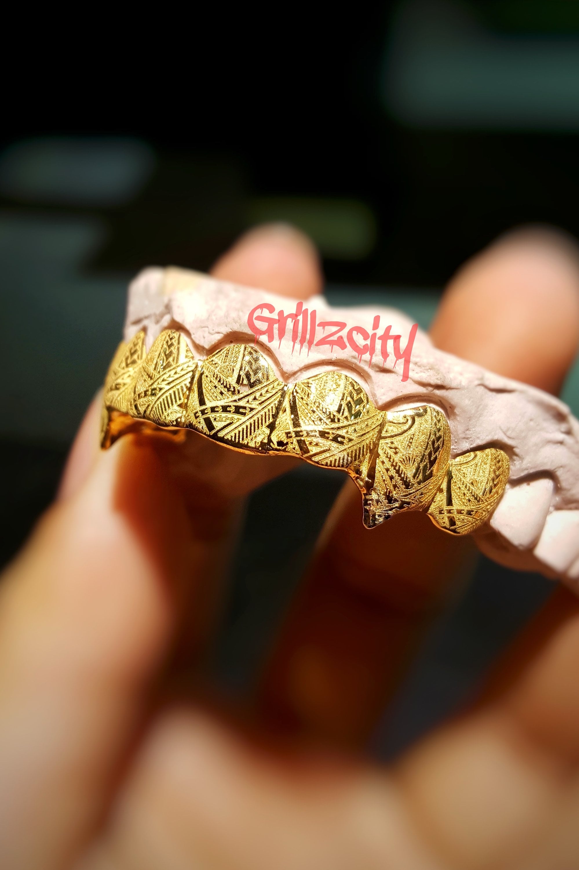 Handmade Real Gold custom fit Grillz / 925 Siver Grillz Polynesian / Tribal Engrave ( 925 silver - 10K - 14K ) Unique Design Goldteeth - GrillzCity