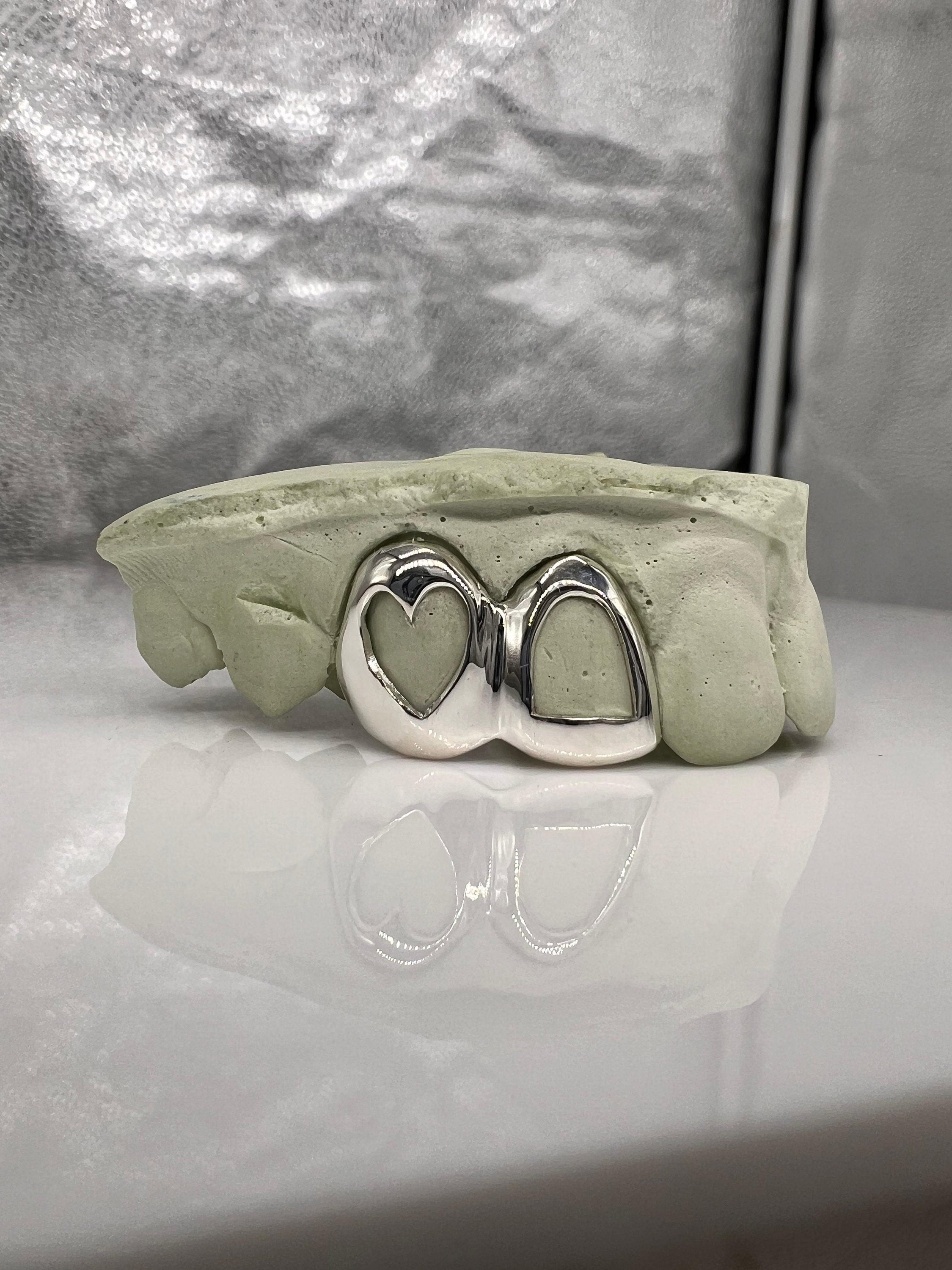 Custom Fit grillz 2 Teeth with heart or star open face grillz fangs /gold Silver Slugs Grillz/grillz with fangs free mold kit free shipping - GrillzCity