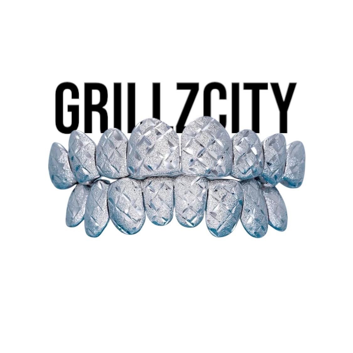 Custom Gold Grillz - 925 Silver Teeth with Diamond Dust Diamond Cut - GrillzCity