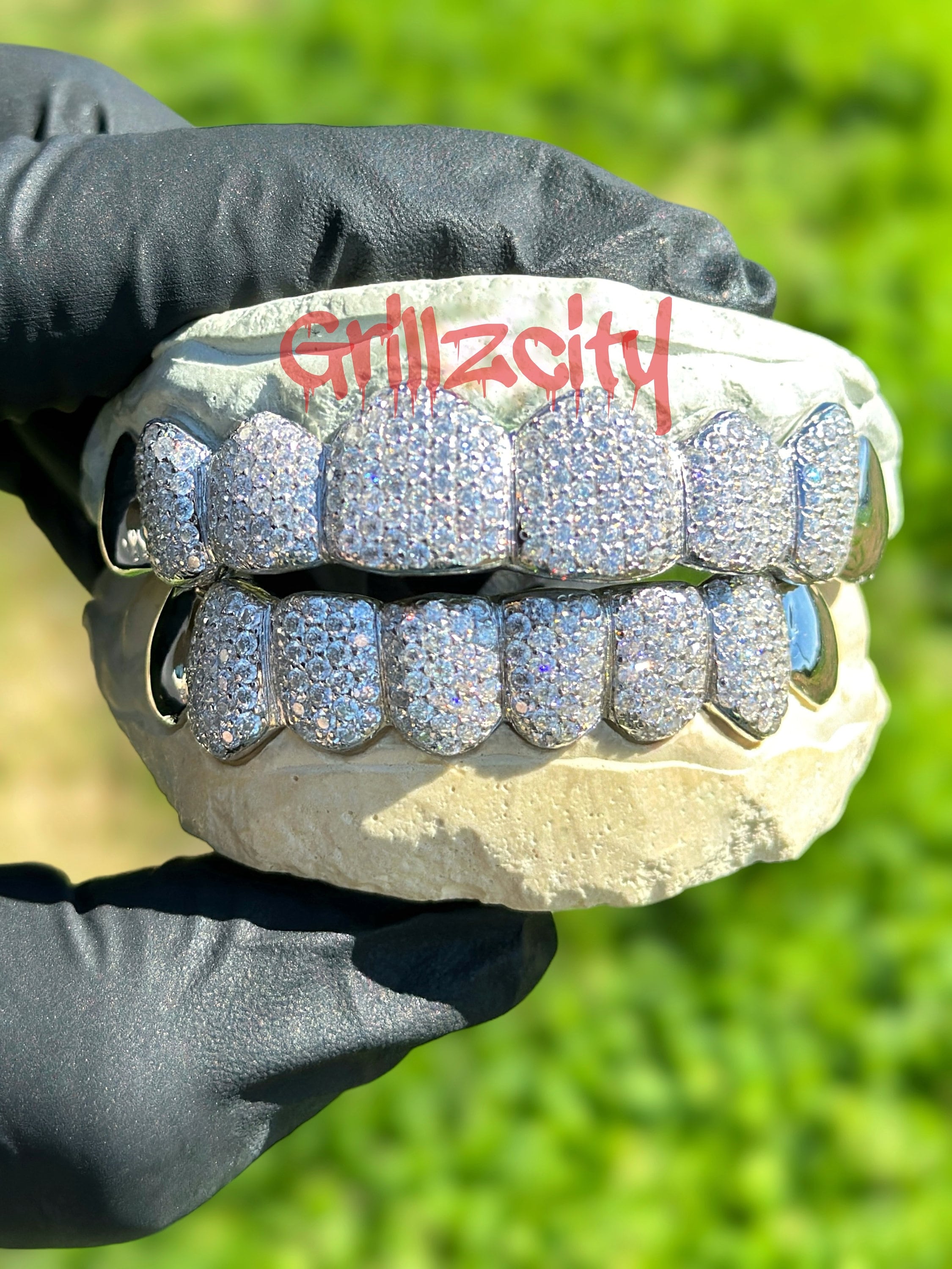 Custom Fit Grillz in Real Gold or 925 SILVER honeycomb handset fully iceoutGrillz with VVS Moissanite by GrillzCity - GrillzCity