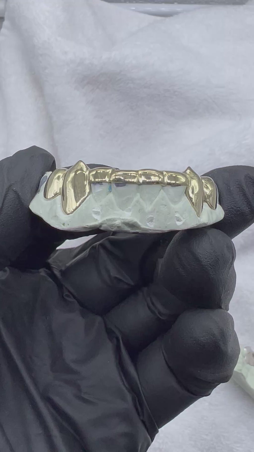 Custom Front bar solid Gold Teeth Grillz / 925 Silver Grillz / grillz with bar   with free mold kit and shipping included / Fast turnaround